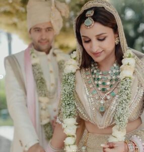 PARINEETI CHOPRA CHOICE OF BRIDAL JEWELRY